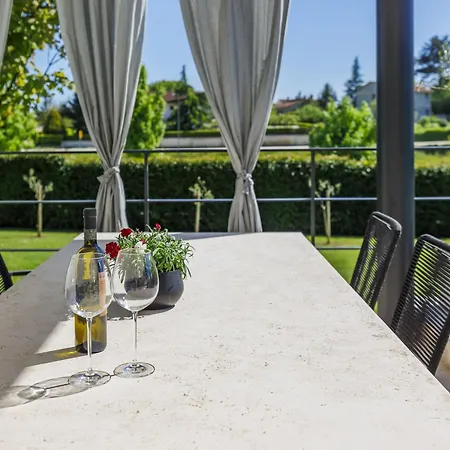 Vila Terra Gialla By Interhome